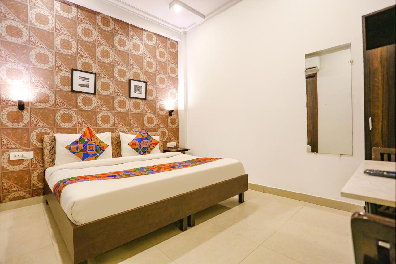 Fabhotel Novel Suites - Nr Yashobhoomi Convention Centre New Delhi Eksteriør bilde