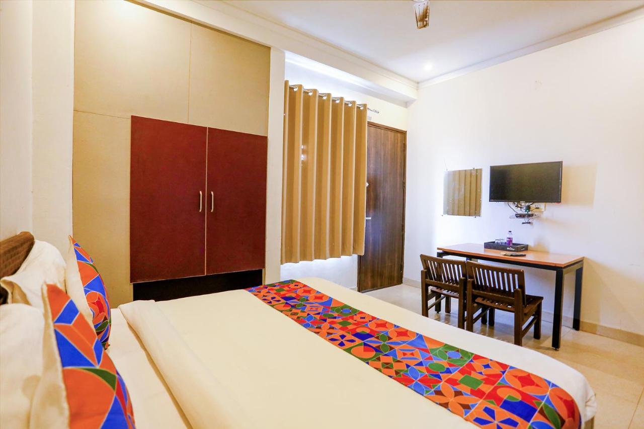 Fabhotel Novel Suites - Nr Yashobhoomi Convention Centre New Delhi Eksteriør bilde